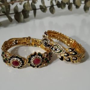 🤎 3/$20 🤎 Gold decorative Bracelets